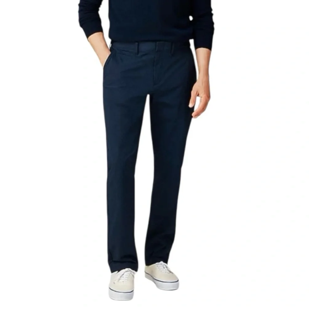 J.Crew Men’s Straight Fit 770 Tech Pant in Navy (32x32) - Picture 2 of 10
